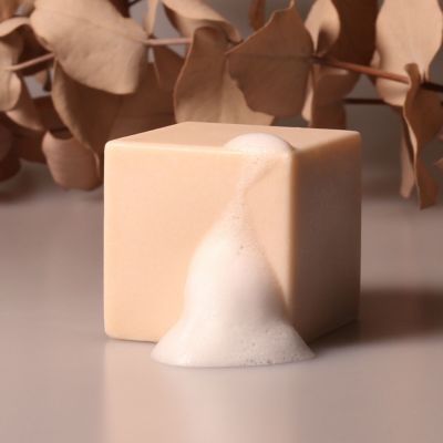 キューブ シャンプー 【CUBE shampoo smoky leaf】【固形シャンプー】